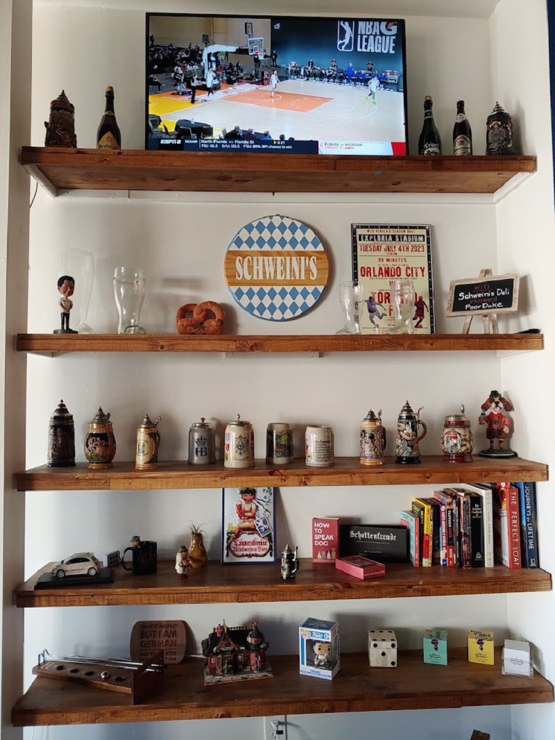 Schweini’s Delicatessen